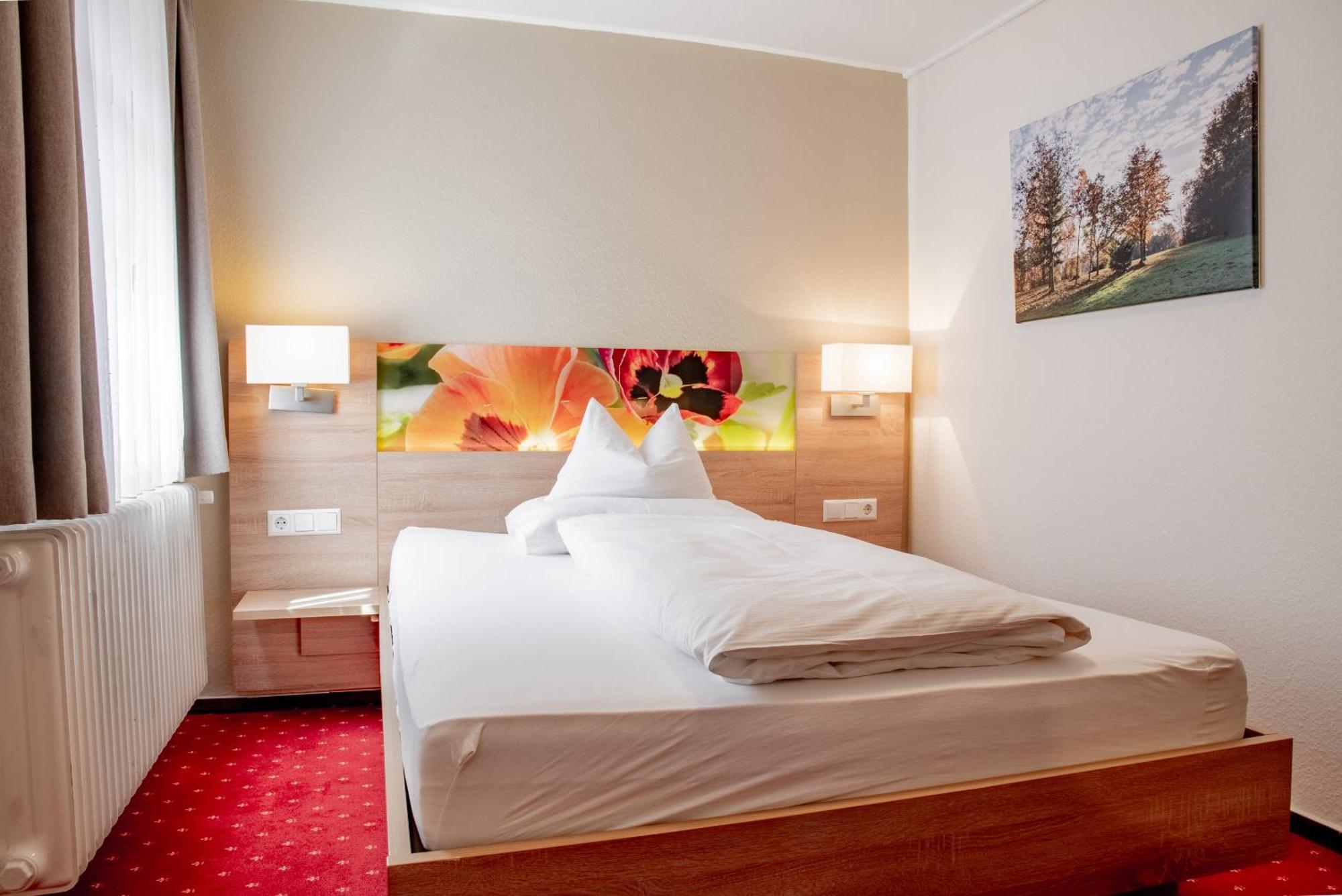 Hotel & Restaurant Post Laichingen المظهر الخارجي الصورة