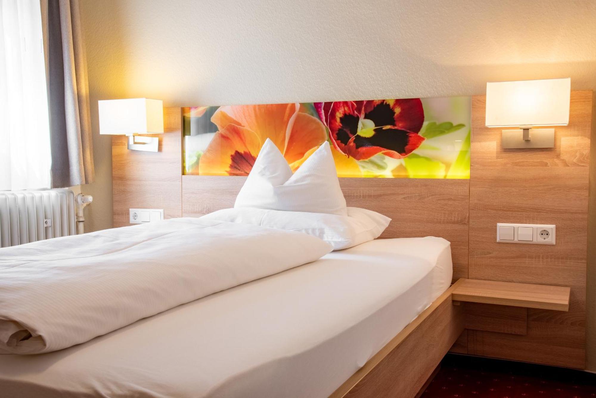 Hotel & Restaurant Post Laichingen المظهر الخارجي الصورة