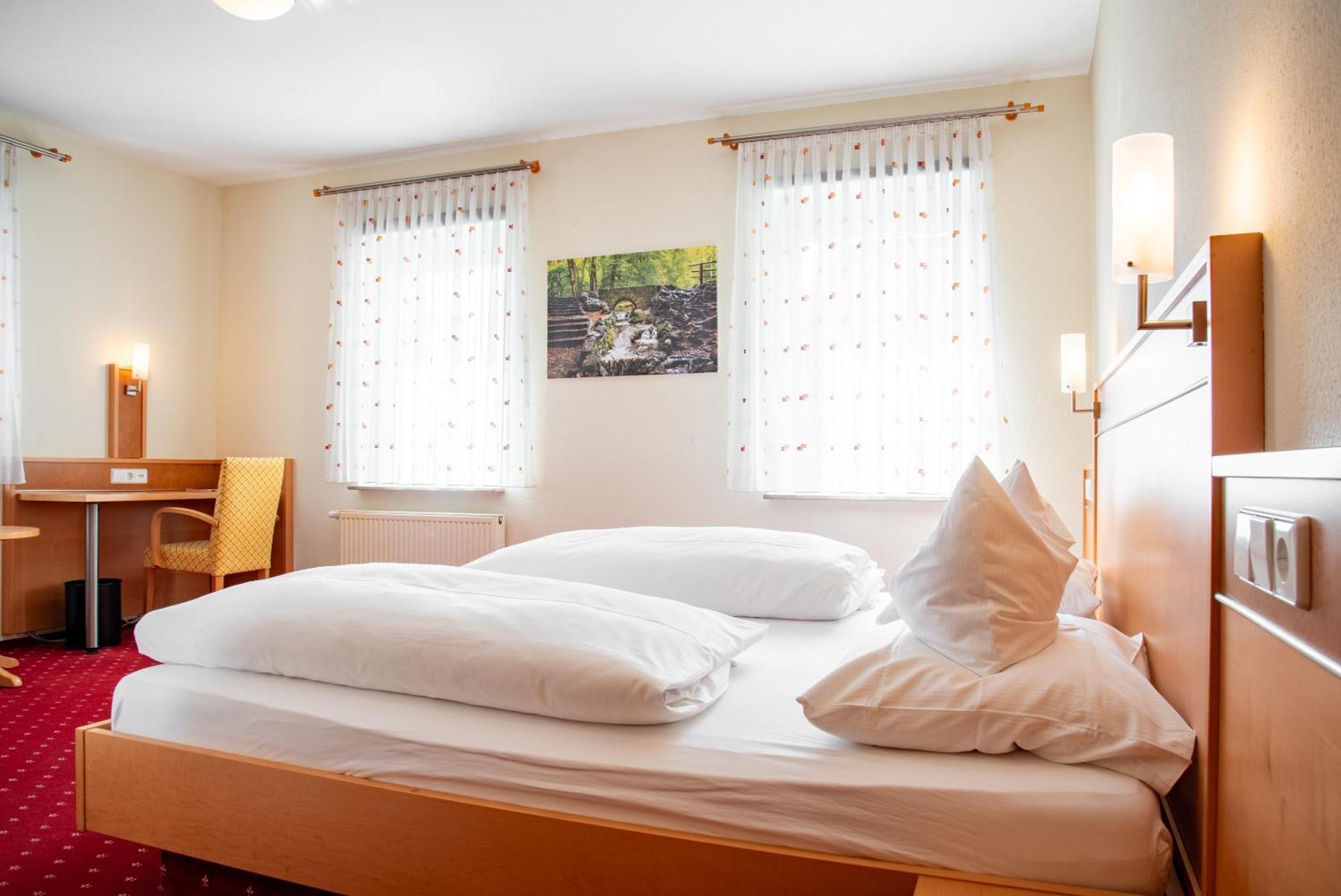 Hotel & Restaurant Post Laichingen المظهر الخارجي الصورة