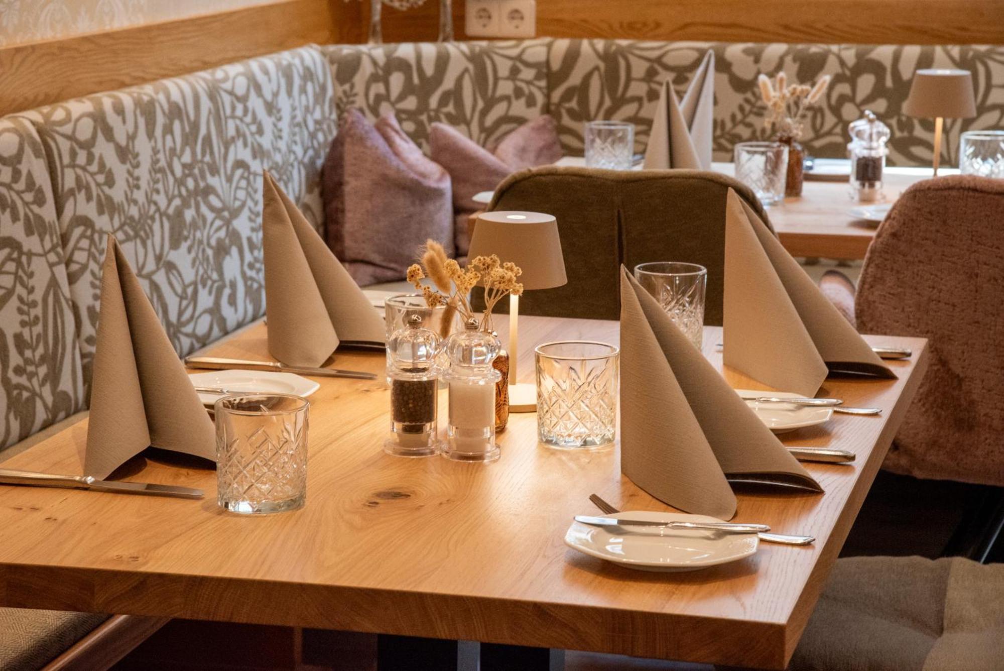 Hotel & Restaurant Post Laichingen المظهر الخارجي الصورة
